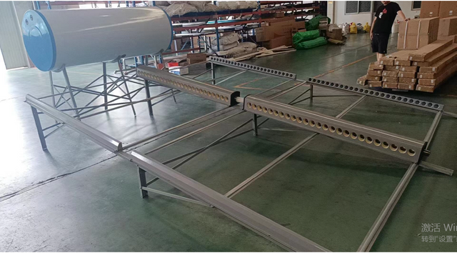 Calentador de agua solar sin presión de 1000 litros. 